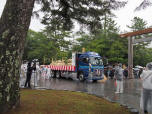 御樋代木の到着(内宮 宇治橋前)
