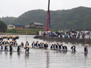 御樋代木の奉曳(内宮・川曳)