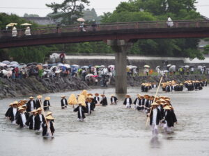 御樋代木の奉曳(内宮・川曳)