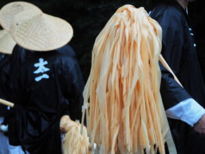 風日祈宮橋付近までの御樋代木の奉曳(内宮)