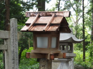 修繕中の神田社（伊勢市神久）