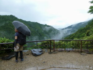 かわらけ投げ場（神護寺）
