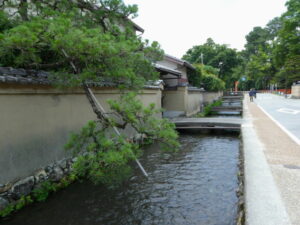 上賀茂社家町の町並み
