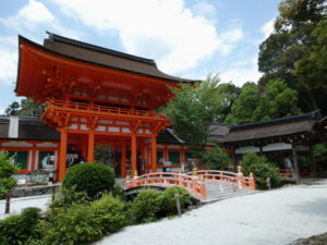 楼門と玉橋（上賀茂神社）