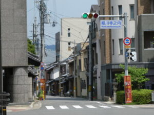 堀川寺之内交差点