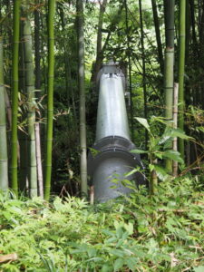 高野浄水場から続く導水管