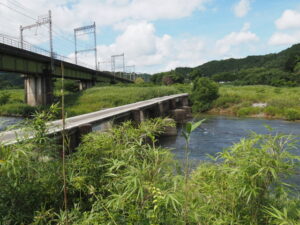 雲出川に架かる石橋の潜水橋（沈下橋）