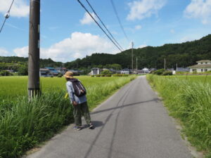 津市一志町石橋にて