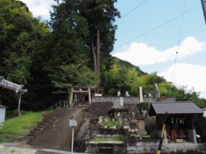 坂本神社（津市一志町石橋）