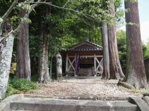坂本神社（津市一志町石橋）