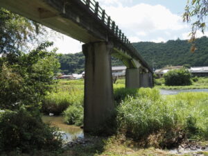 雲出川に架かる片山橋