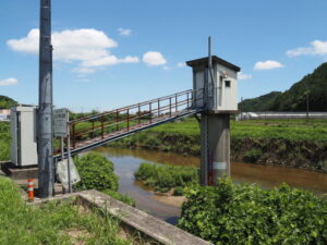 波瀬川の左岸