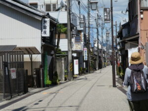 津市一身田町にて