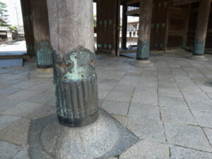 山門(専修寺)
