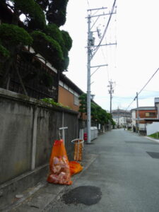 「どうした？この電柱」の撤去跡と付け替え先