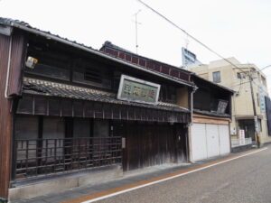 別所薬局（津市久居本町）