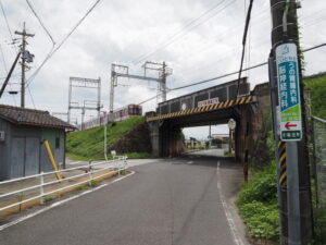 伊勢街道と近鉄山田線が交差する付近