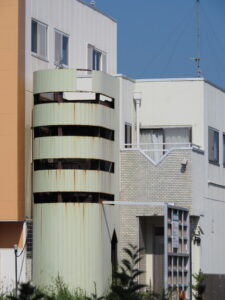 津市新立町津