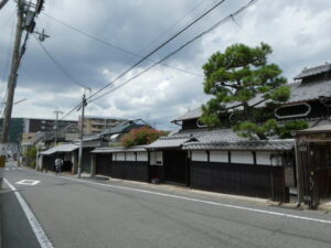 すずめ坂(旧東海道)