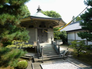 勅封心経殿（大覚寺）