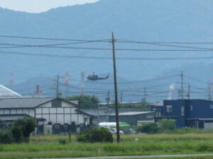 陸上自衛隊明野駐屯地方向の遠望（伊勢市東大淀町にて）