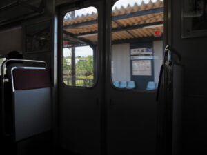 千代崎駅通過