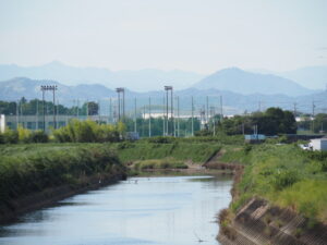 大堀川新橋から望む大堀川の上流方向