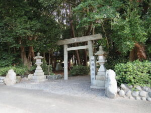 加須夜神社（伊勢市柏町）