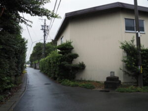 松阪市六根町にて