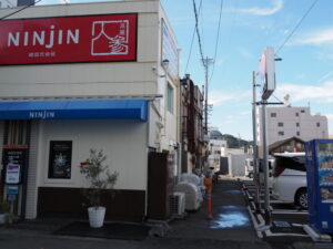 暗渠となっている豊川（伊勢マーケット付近）