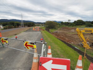 迂回路が設置された宮川右岸堤防道路