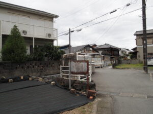 清川に架かる「玄忠寺が見える橋」付近