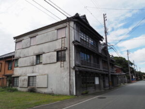 二見浦表参道にて