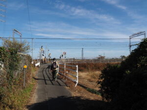 近鉄 斎宮第20号踏切道付近