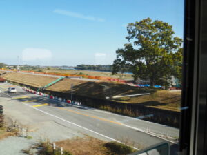 JR参宮線 宮川橋梁から眺めた新宮川橋の橋脚工事現場