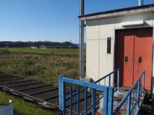 池上排水ひ門(佐奈川右岸)