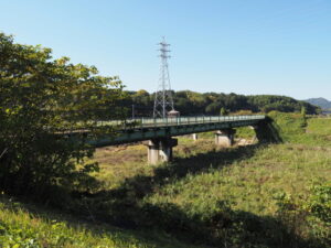 佐奈川に架かる紀勢本線の橋梁