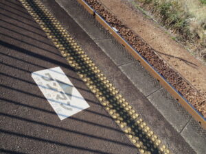 JR外城田駅にて