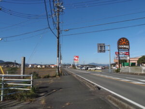 勝田交差点、神照山廣泰寺の道標付近