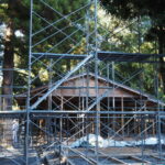 大庭に設営される臨時神札授与所ほか（外宮）