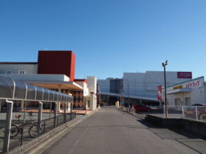 イオンモール津南付近