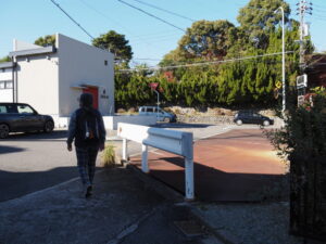 久居街道付近（津市半田と西阿漕町岩田の境界）