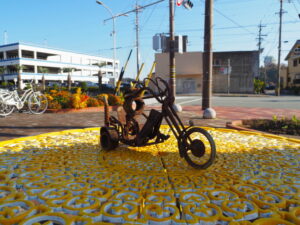 近鉄志摩線 中之郷駅前にて