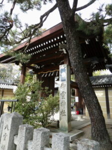御霊神社（上御霊神社）