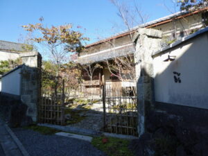 MUBE(玄琢道にて)