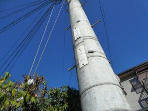 ［野山13西2］［木辻1R4］電柱番号板