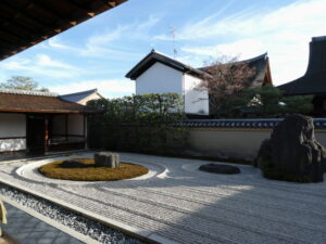 龍源院の方丈前石庭「一枝担」