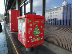 JP東山郵便局前