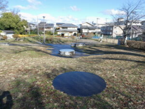 大仏殿跡緑地にて